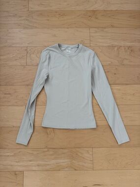 Soft motion long sleeve top
